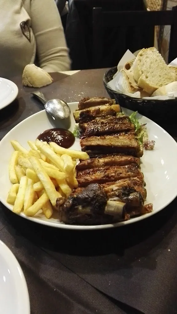 Emanuele Biancaniello_Il Golosone_Manocalzati_review