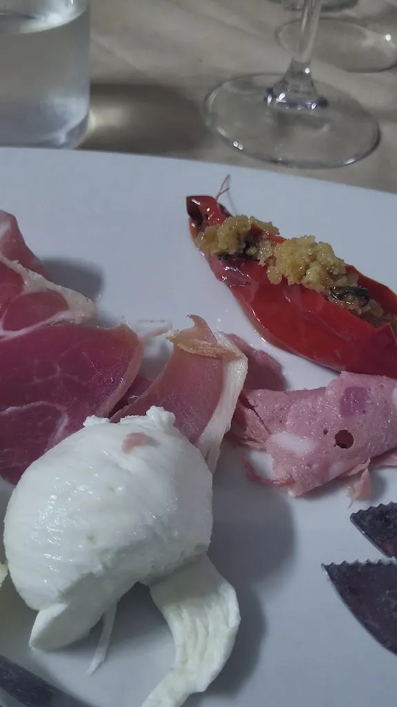 Ristorante Pizzeria White Stone_Marzano Appio_slider_image_2