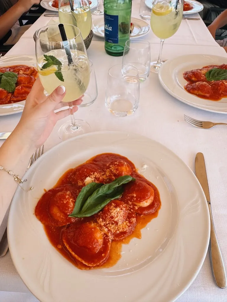 Morgan T_Il Fienile_Massa Lubrense_review