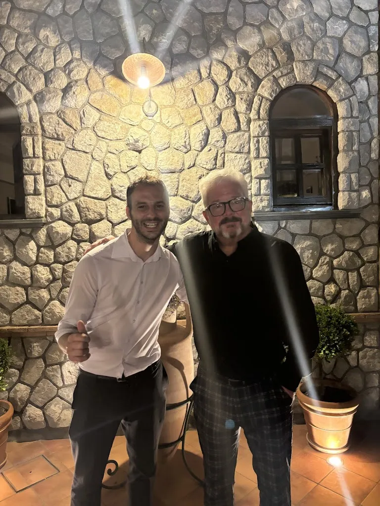 Terry Baker_Il Fienile_Massa Lubrense_review