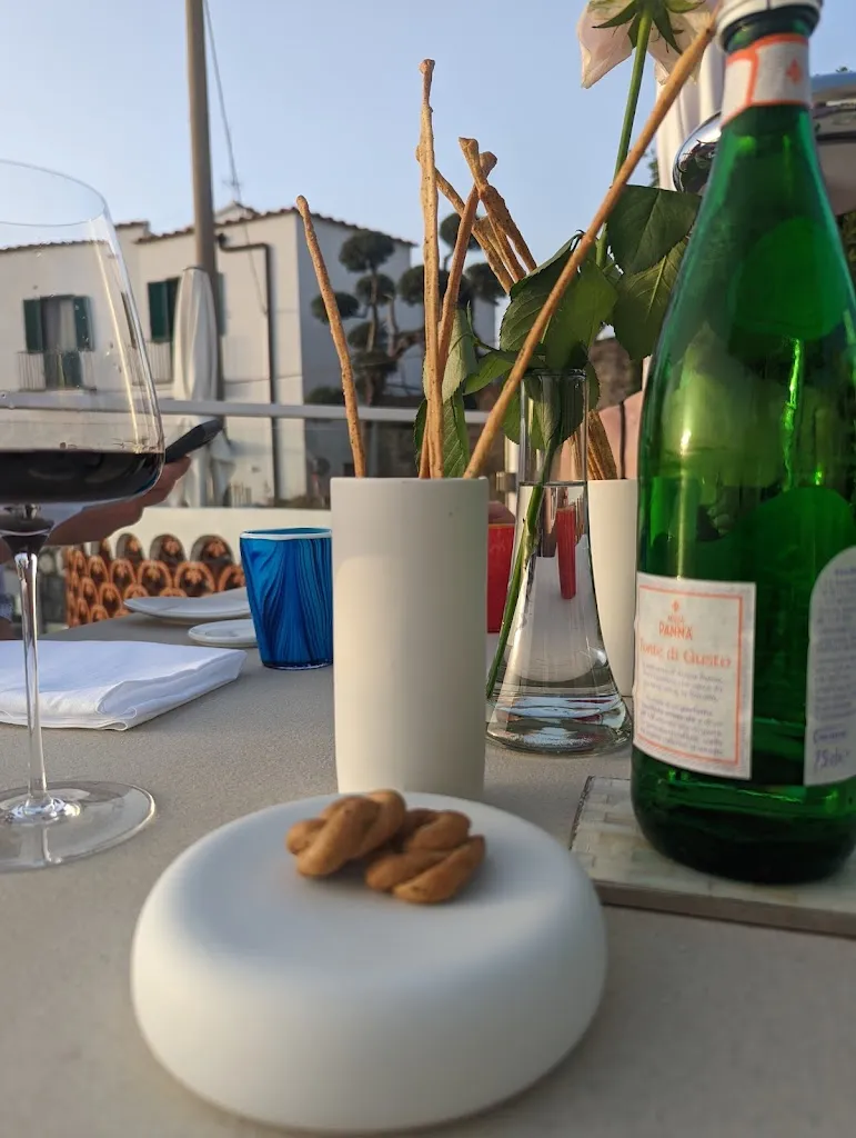 Alex Kueneman_Terrazza Fiorella_Massa Lubrense_review