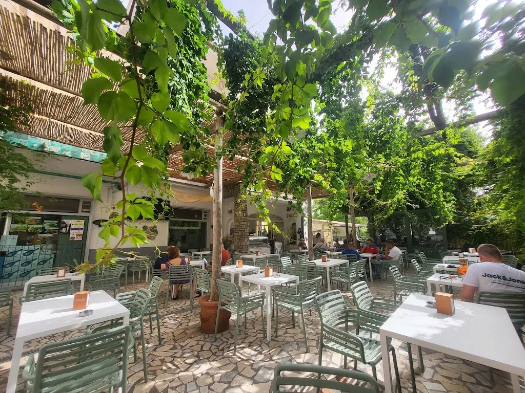 Bar Orlando restaurant in Massa Lubrense