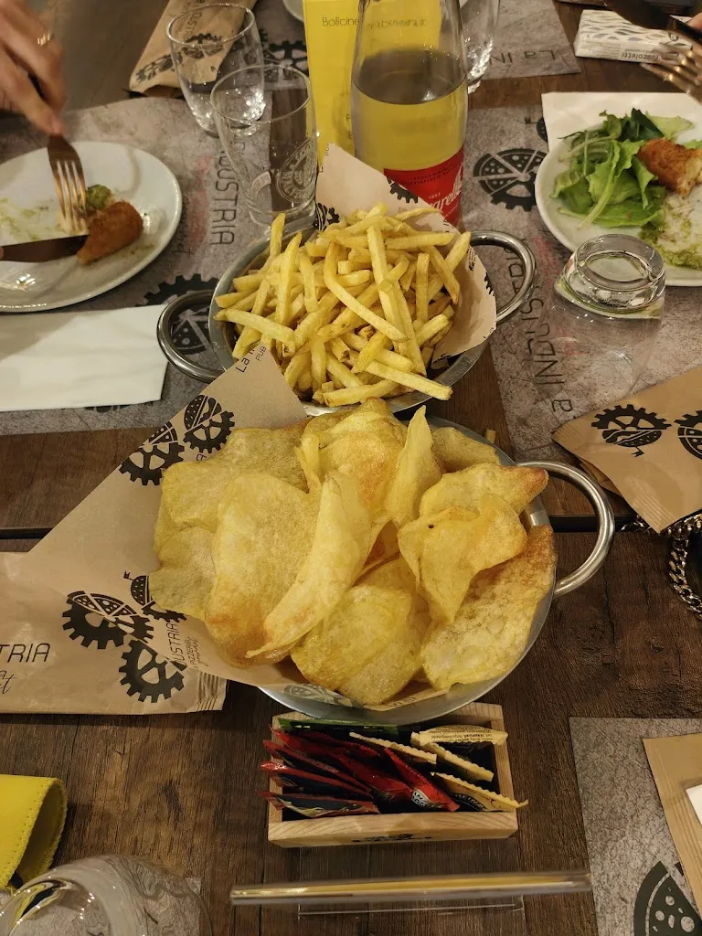 Menu_La Industria Pub-Pizzeria_Massa di Somma_image_3