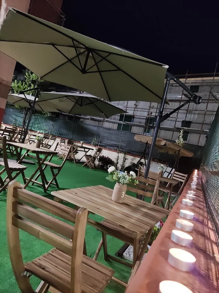 Pizzeria De Ro a Massa di Somma restaurant in Massa di Somma