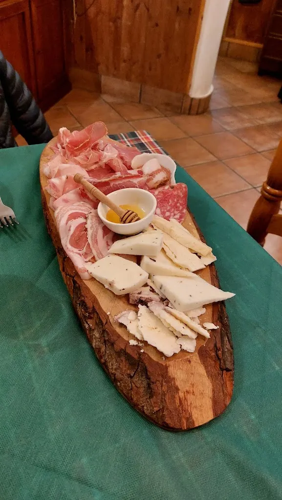 Giuseppe Summa_Osteria Pizzeria braceria da Capachiatta_Massa di Somma_review