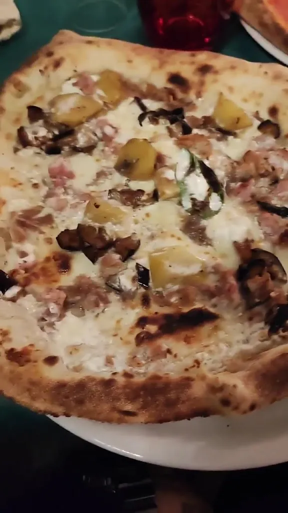 Osteria Pizzeria braceria da Capachiatta_Massa di Somma_slider_image_2