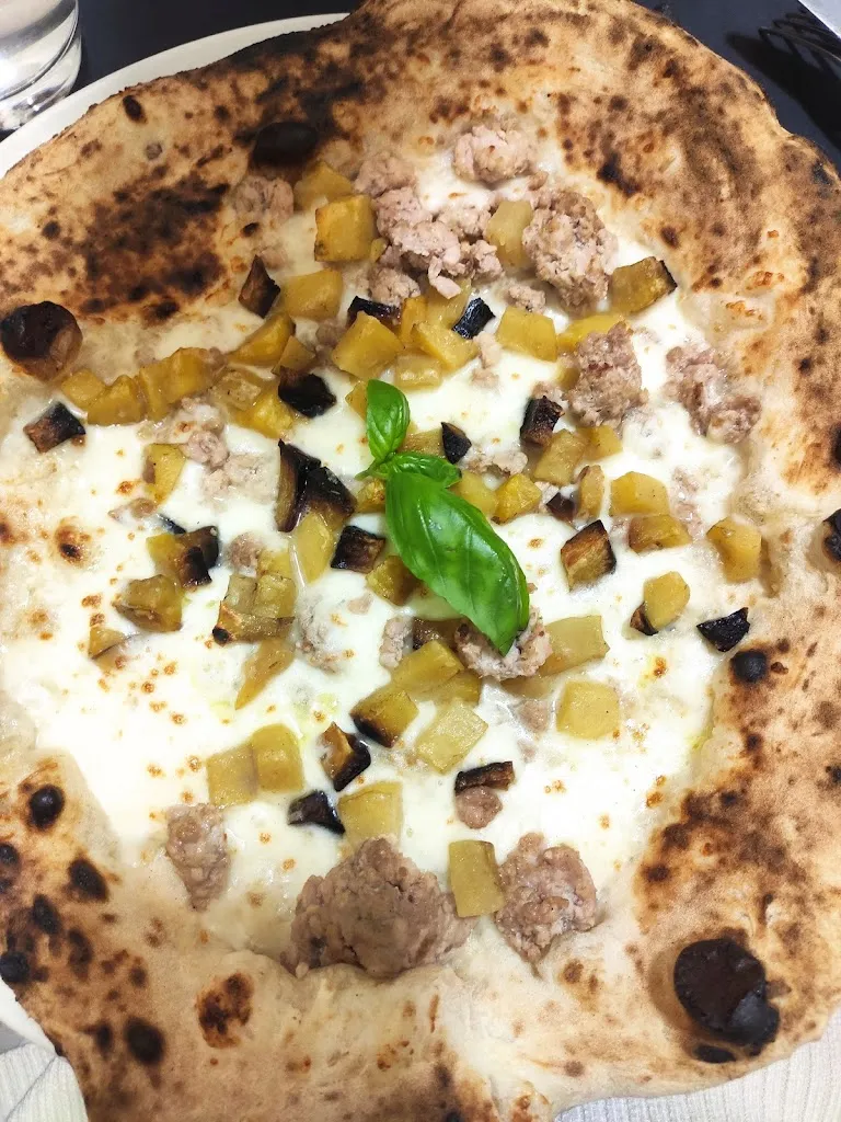 Nicoletta Bi_Casa Zaccariello - Maddaloni_Maddaloni_recensione