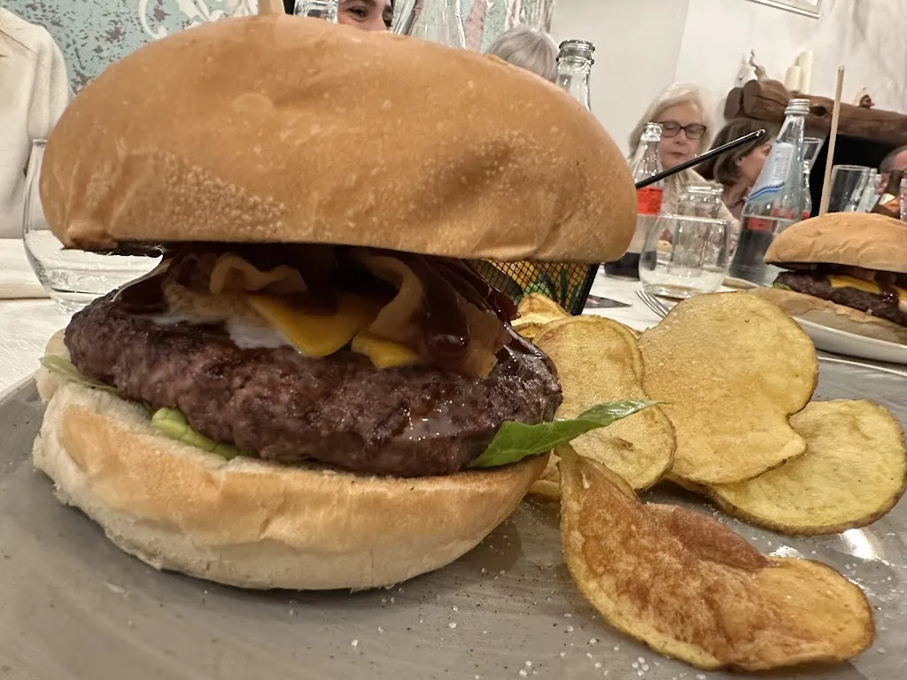 Cristofaro di Caprio_Retrò 83 Barbecue_Maddaloni_review