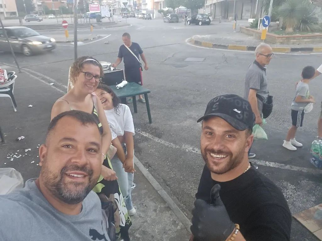 jose flores_Antonio 100 x 100 Street Food neapolitano_Maddaloni_review