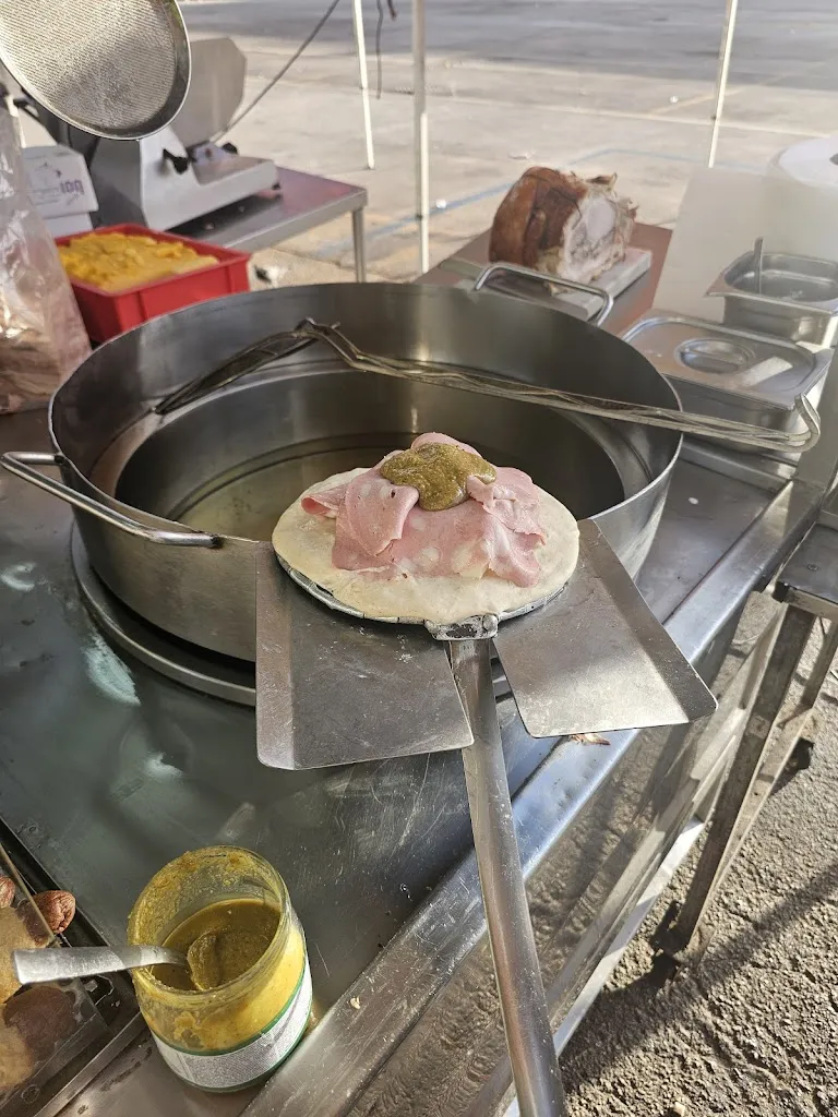 Mario Smargiassi_Antonio 100 x 100 Street Food neapolitano_Maddaloni_review