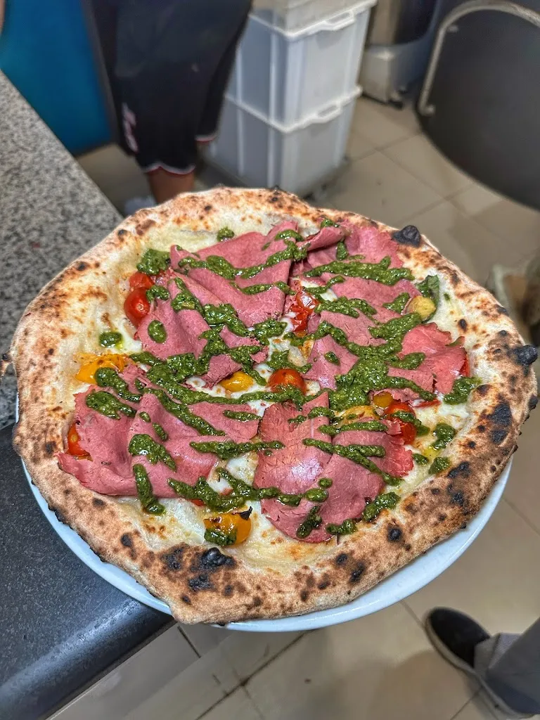 25 Pizza Bistrot_Maddaloni_slider_image_3