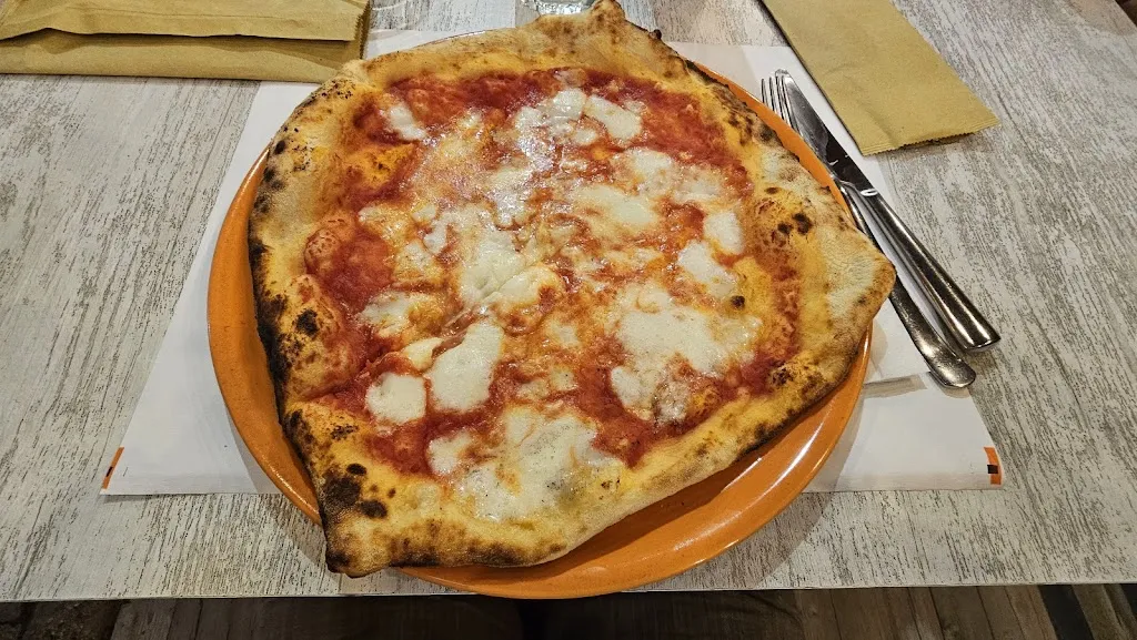 Francesco Pascarella_Napule E'... Di Giuseppe Ianniello_Maddaloni_review