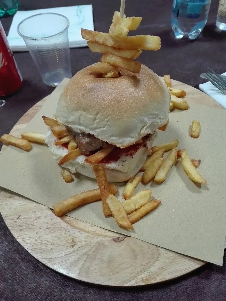 Simona “Simona Girundo” Gi_Girarrosto Cono Pizza Paninoteca Magic Chicken_Maddaloni_review