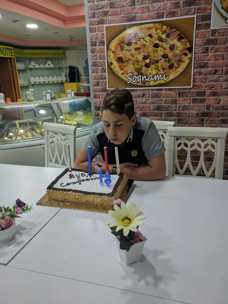 Strapizzami_Maddaloni_slider_image_2