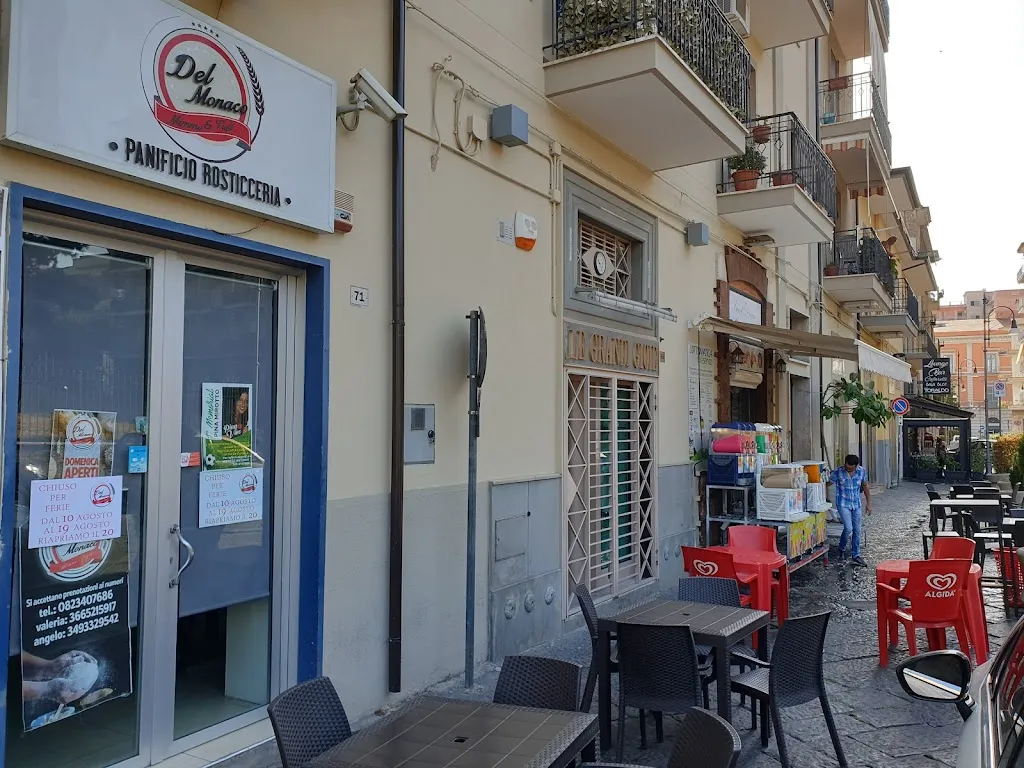 Sweet Dream Cornetteria restaurant in Maddaloni