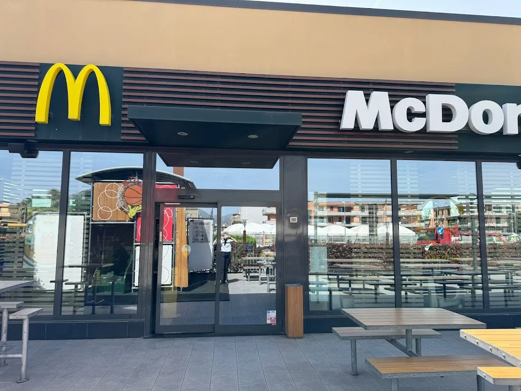 McDonald's restaurant in Maddaloni