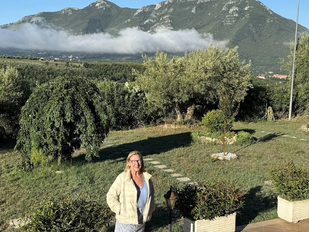 Robyn Barry_Country House Salisu' Di Bartolomeo De Petrillo_Mignano Monte Lungo_review