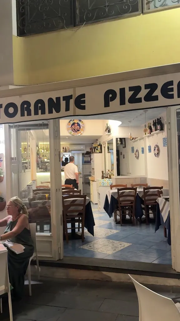 Alejandro White_Hostaria del Corso_Minori_review