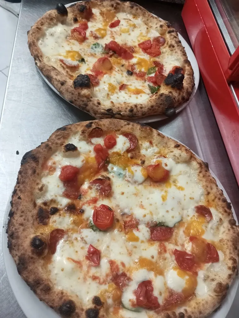 'U Spizzichillo Pizza & Sfizi_Moio della Civitella-Pellare_slider_image_1