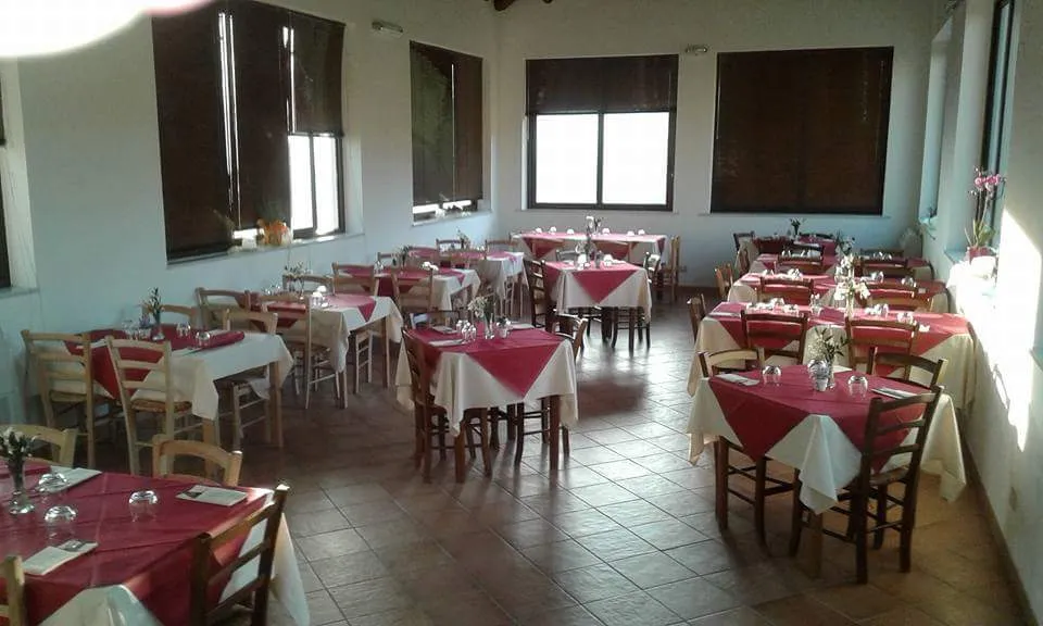 Annarita Feola_Agriturismo Civitella_Moio della Civitella-Pellare_review