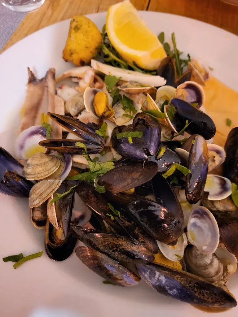 Menu_I Capricci dello Chef - Ristorante, Pinseria - Calore di Mirabella Eclano_Mirabella Eclano_image_3