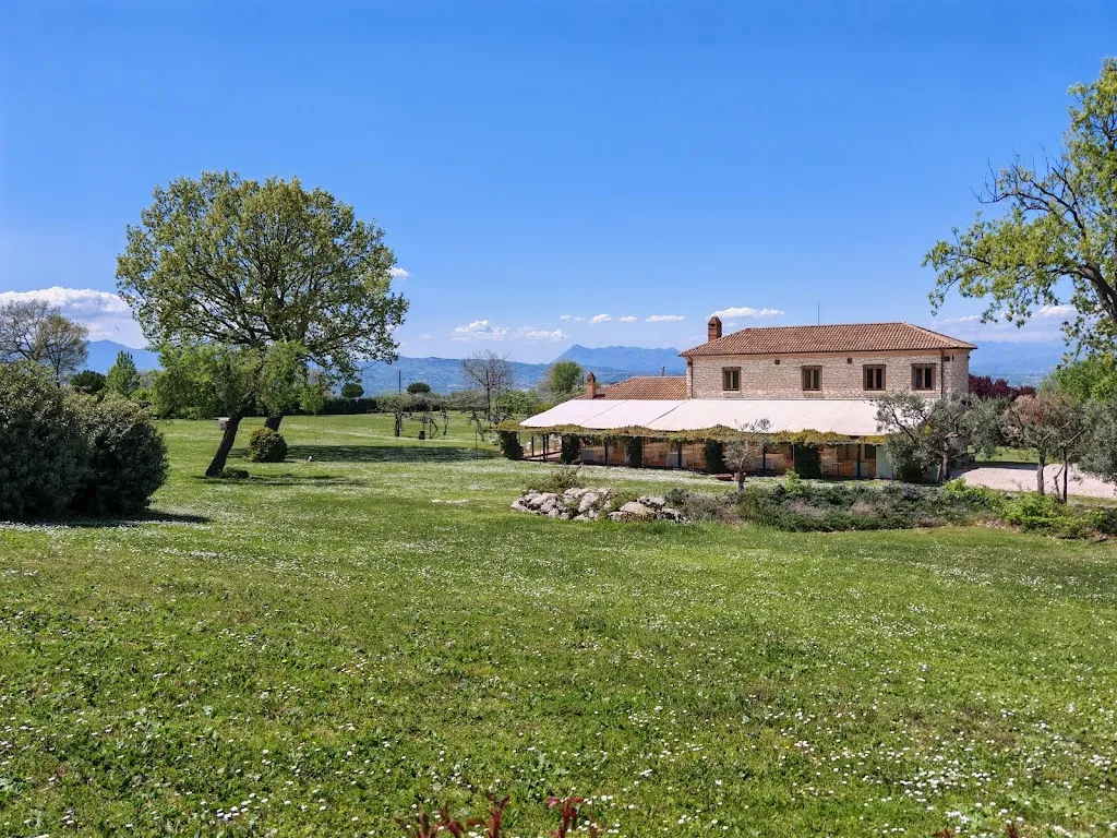 Villa Assunta_Mirabella Eclano_slider_image_3