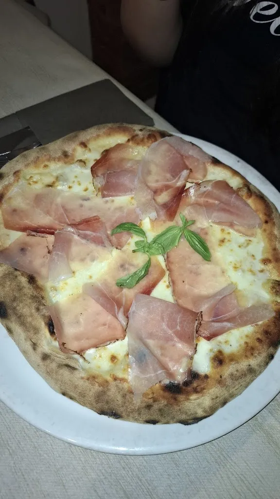 Gerardo Ciminera_Non Solo Pizza Gourmet_Mirabella Eclano_recensione