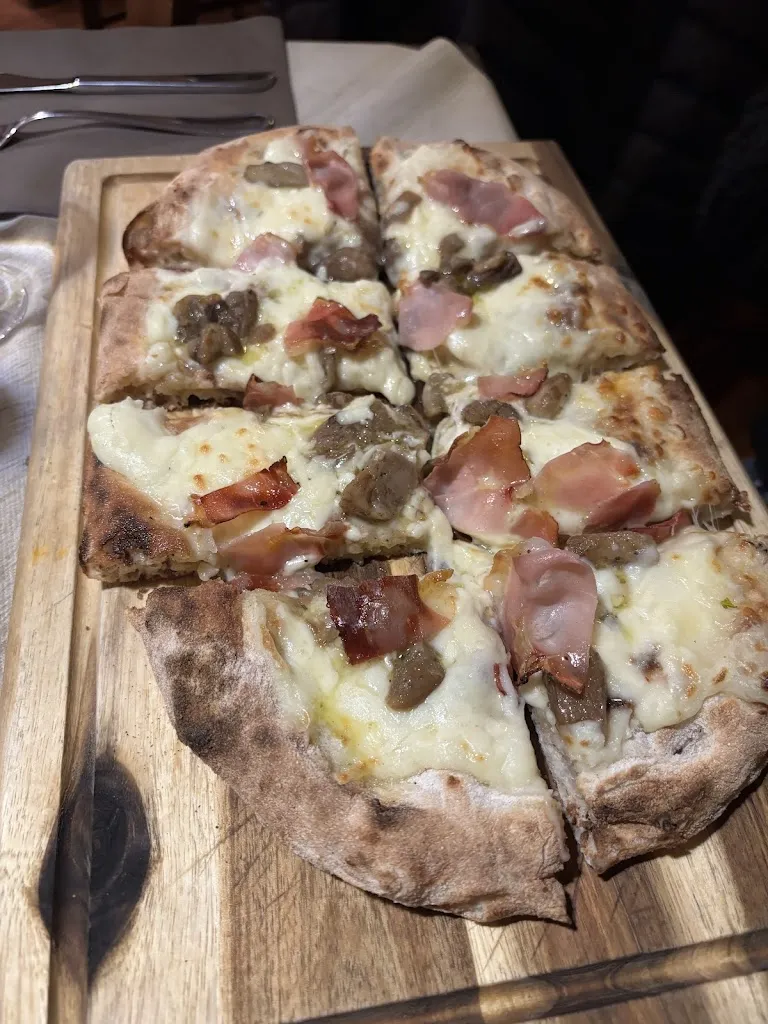 Non Solo Pizza Gourmet_Mirabella Eclano_slider_image_2