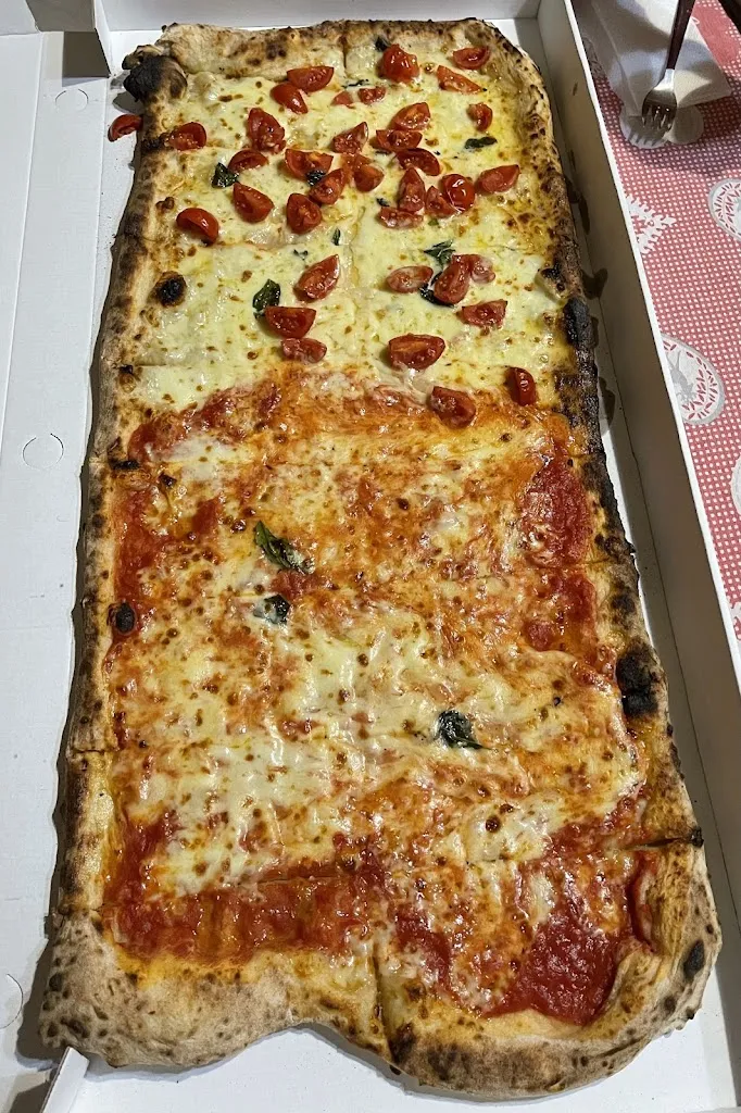 Fabio Geniale_Pizzeria La Giara Art Passo_Mirabella Eclano_review