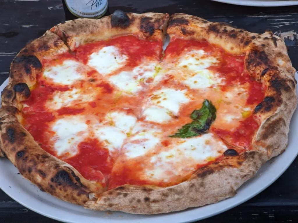 Pizzeria La Giara Art Passo_Mirabella Eclano_slider_image_3