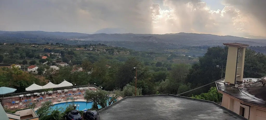 Pino Palumbo_Hotel l'Ulivo_Mirabella Eclano_review