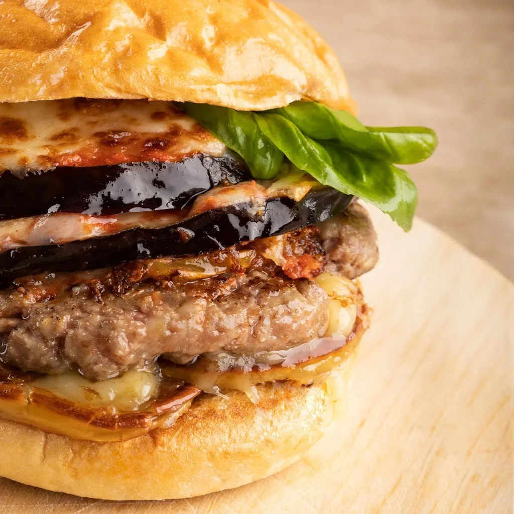 YUMAAMA! restaurant in Mirabella Eclano