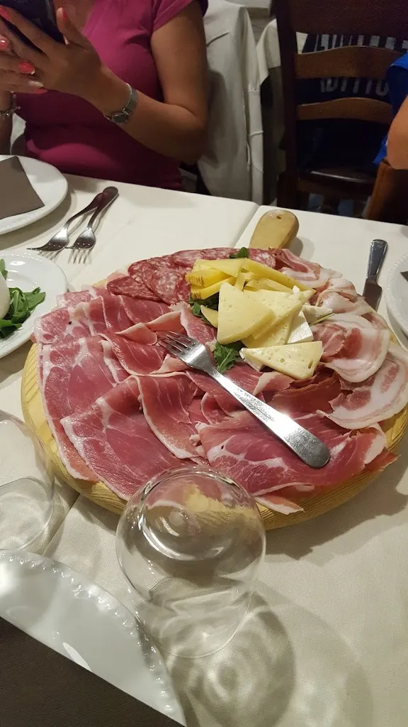 Menu_Myriam country house_Mercogliano_immagine_1