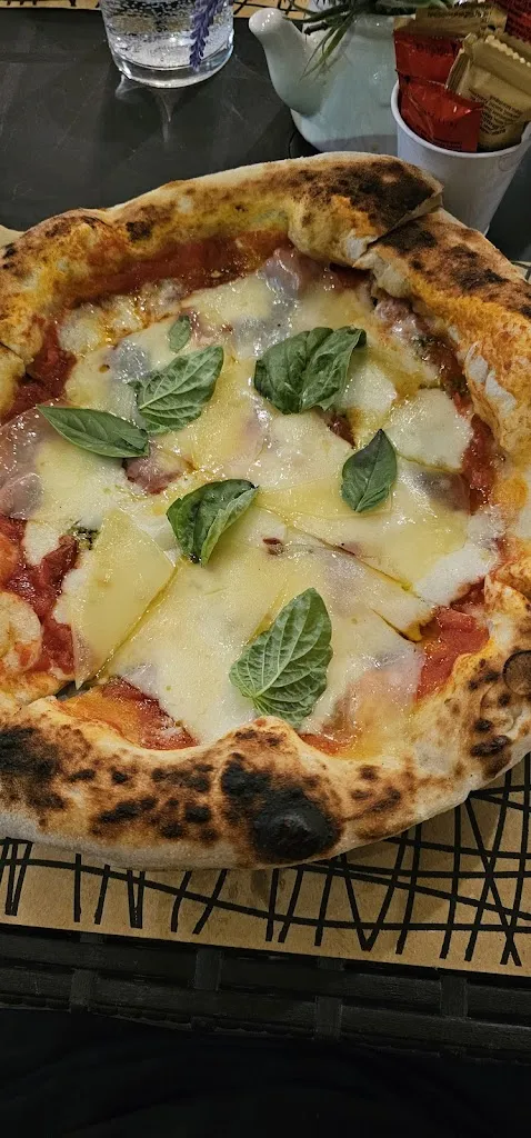 Menu_Castrum pub rummeria_Mercogliano_image_7