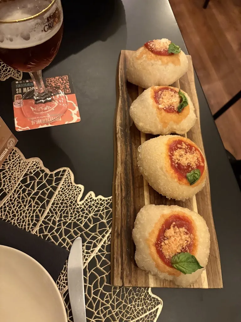 Antonella Corrado_Castrum pub rummeria_Mercogliano_review