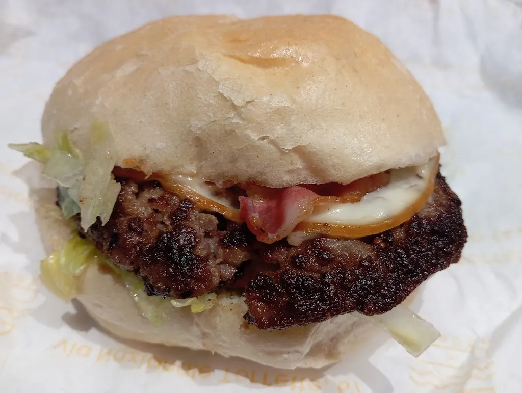 Vincenza Maione_Grem Burger...hamburgeria italiana_Mercogliano_review