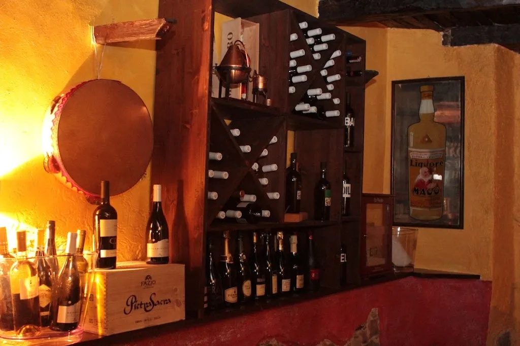 Mclogan_Monte San Giacomo_slider_image_3