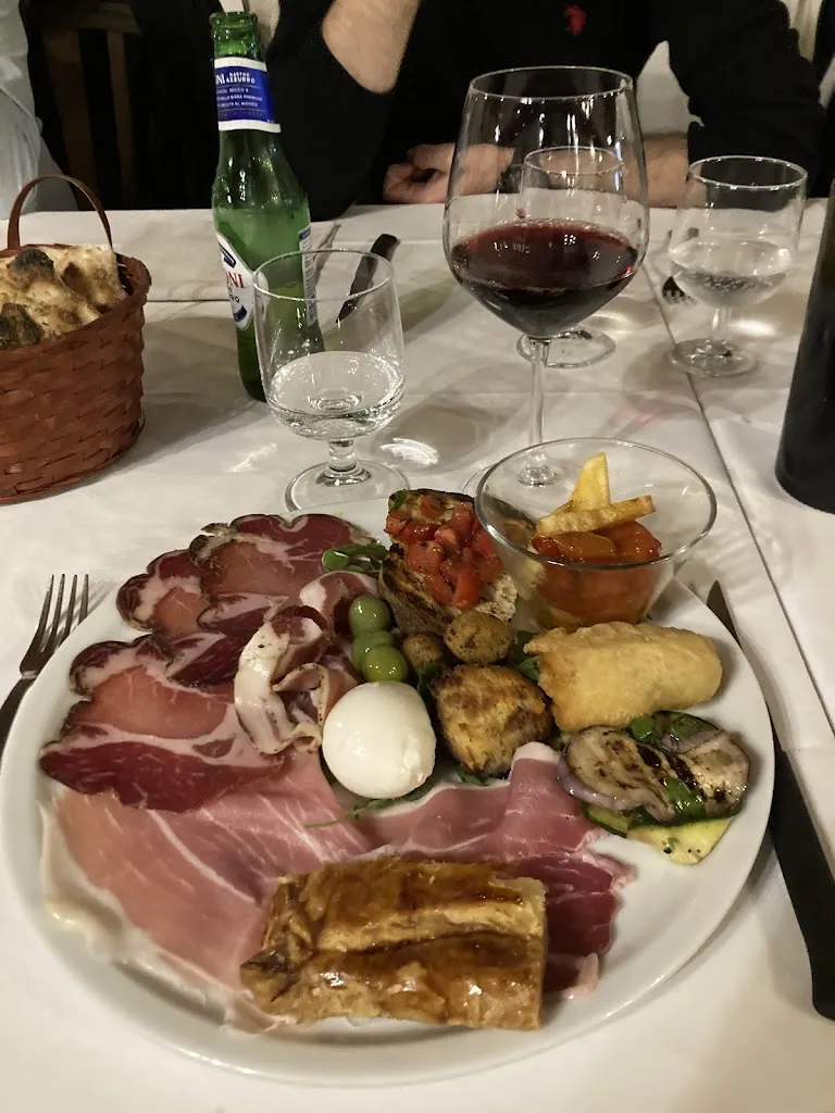 progetto arte_Le Due Lune_Montecalvo Irpino_review