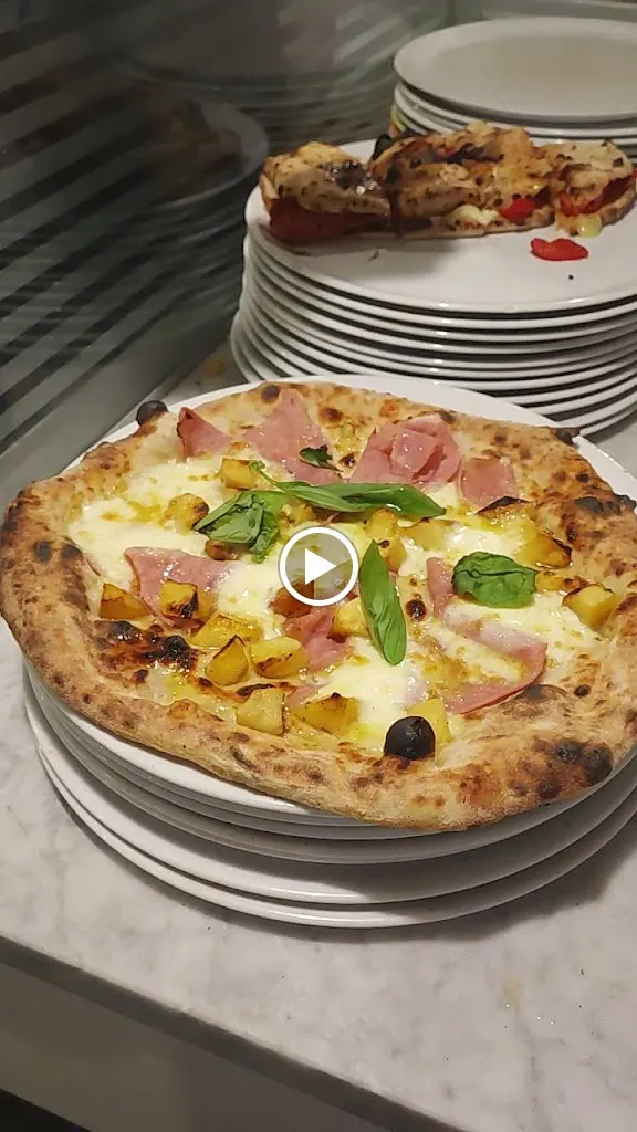 Ristorante Pizzeria Cin Cin_Mondragone_slider_image_2