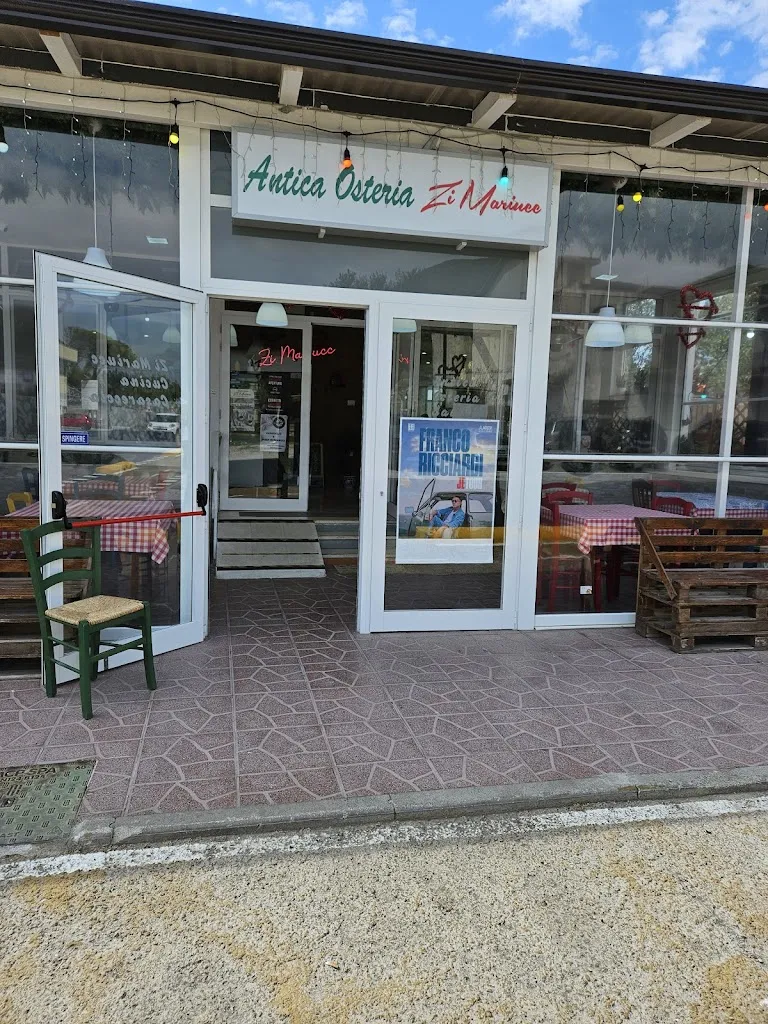 Antica Osteria Zi Mariucc restaurant in Mondragone