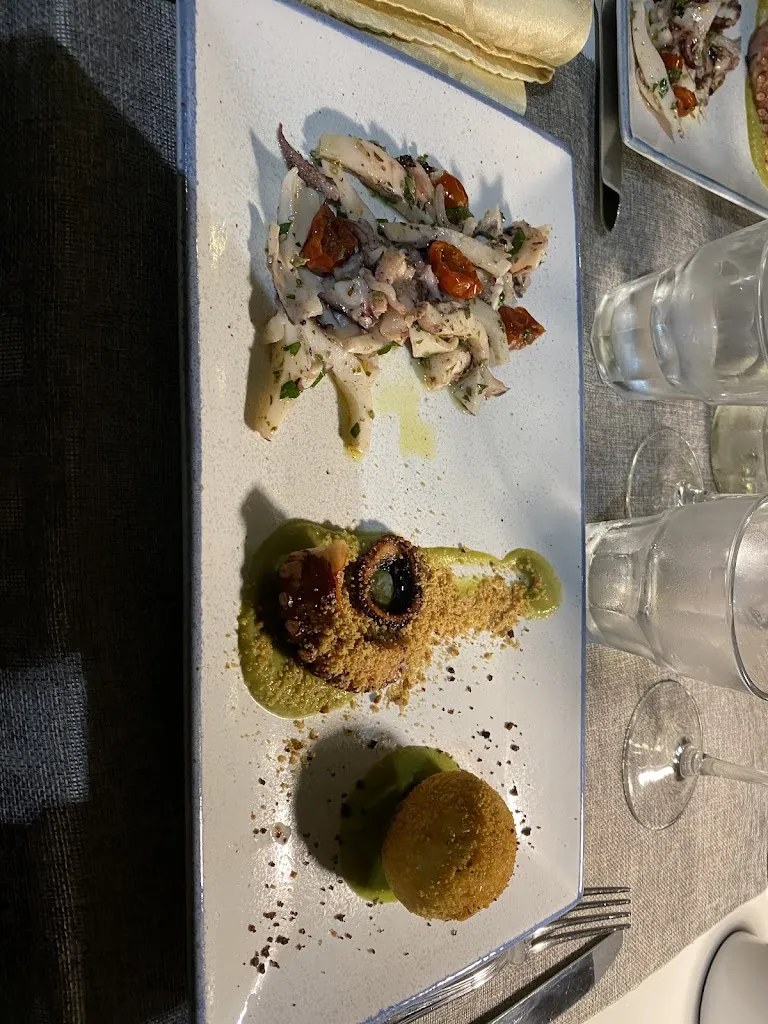 Andrea Papa_Villa Petrinum_Mondragone_recensione