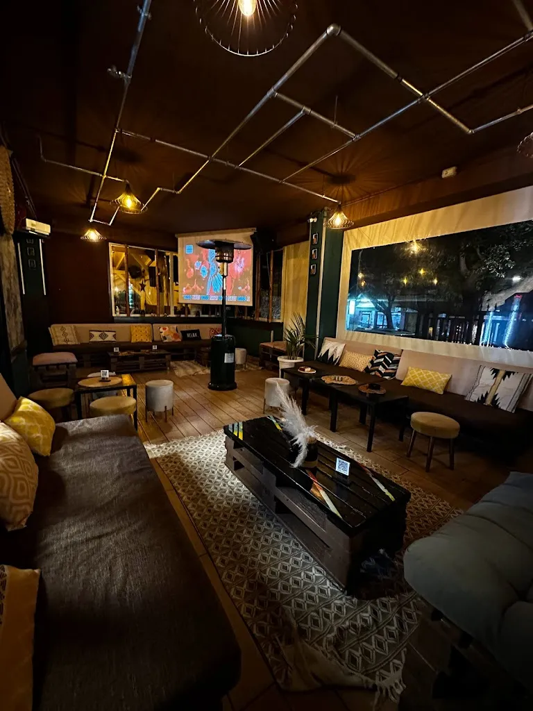 Café dó Mar restaurant in Mondragone