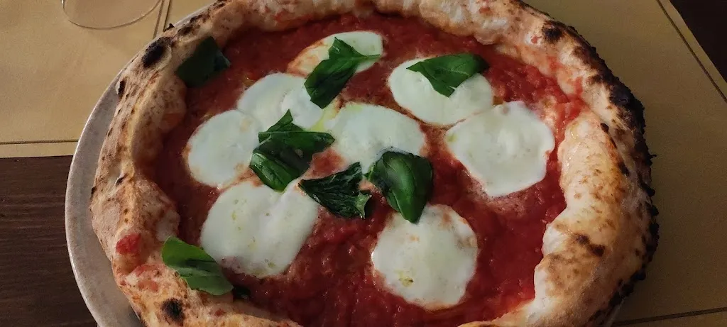 lucio esposito_MAGIC GARDEN_Mondragone_review