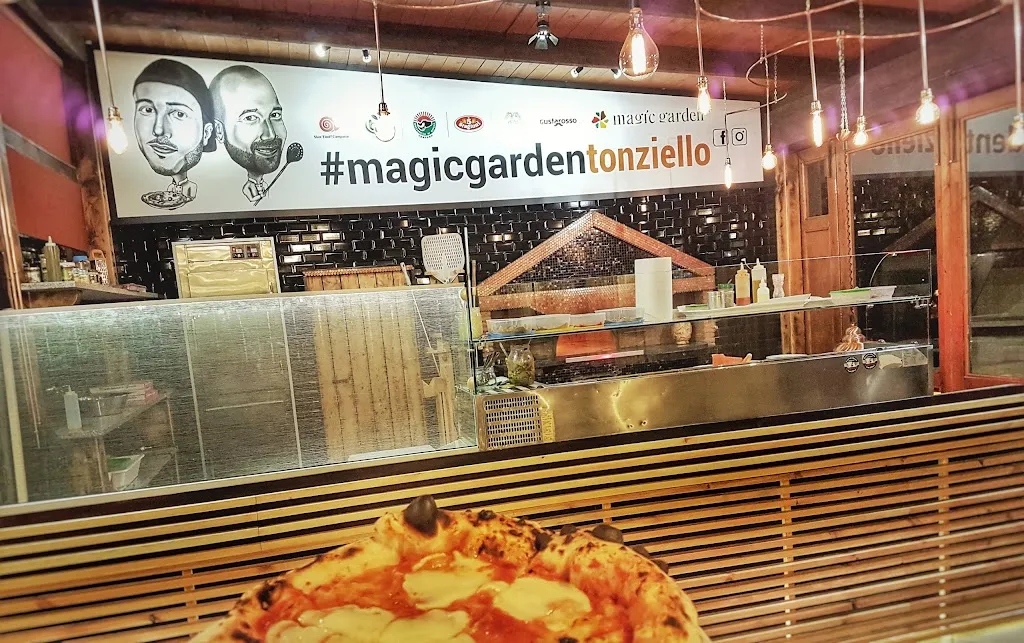 MAGIC GARDEN restaurant in Mondragone