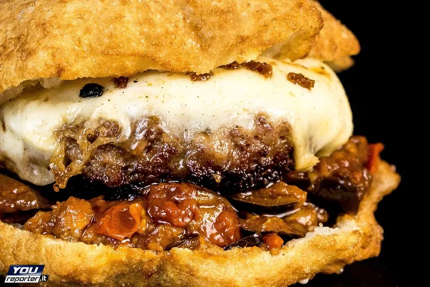 PANINOTECA, FRIGGITORIA RIKY PUB_Mondragone_slider_image_2