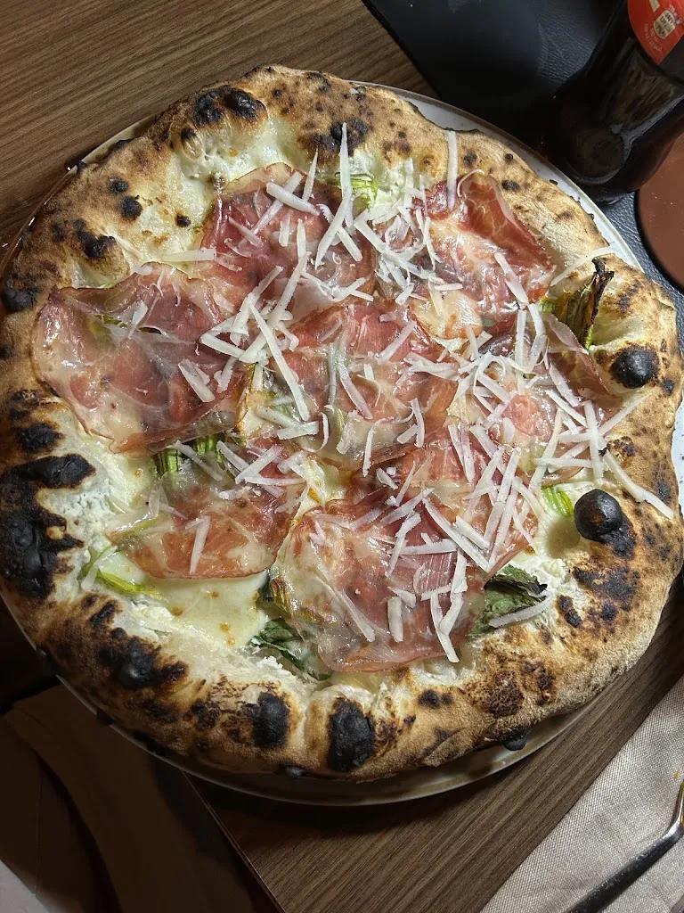 Margherí_Mondragone_slider_image_3