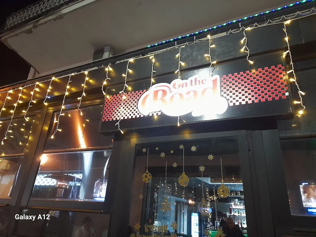 Debora Beato_Pub On The Road_Mondragone_recensione