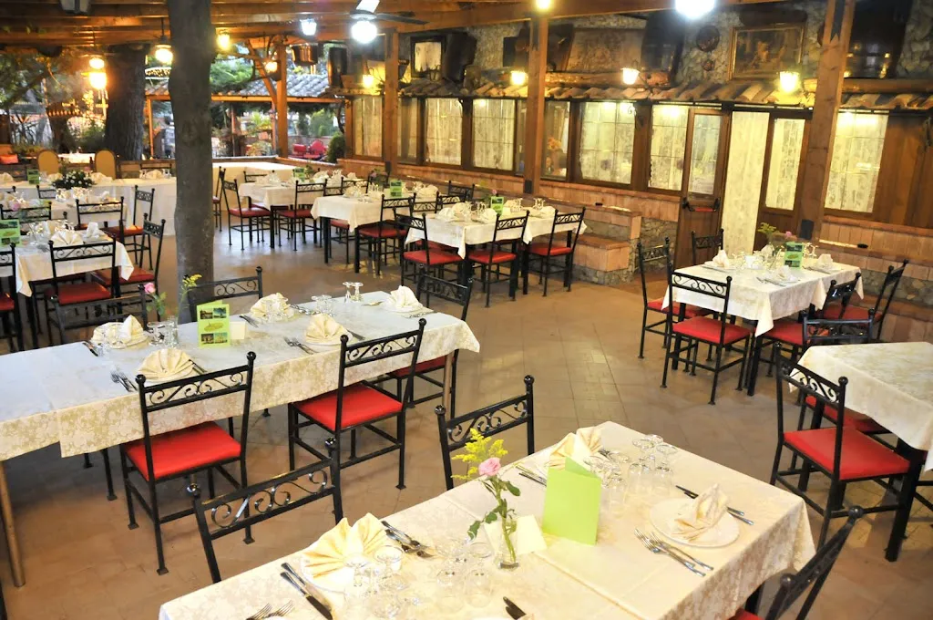 Ristorante Le Parisien Fattoria Didattica_Montecorvino Pugliano_slider_image_1