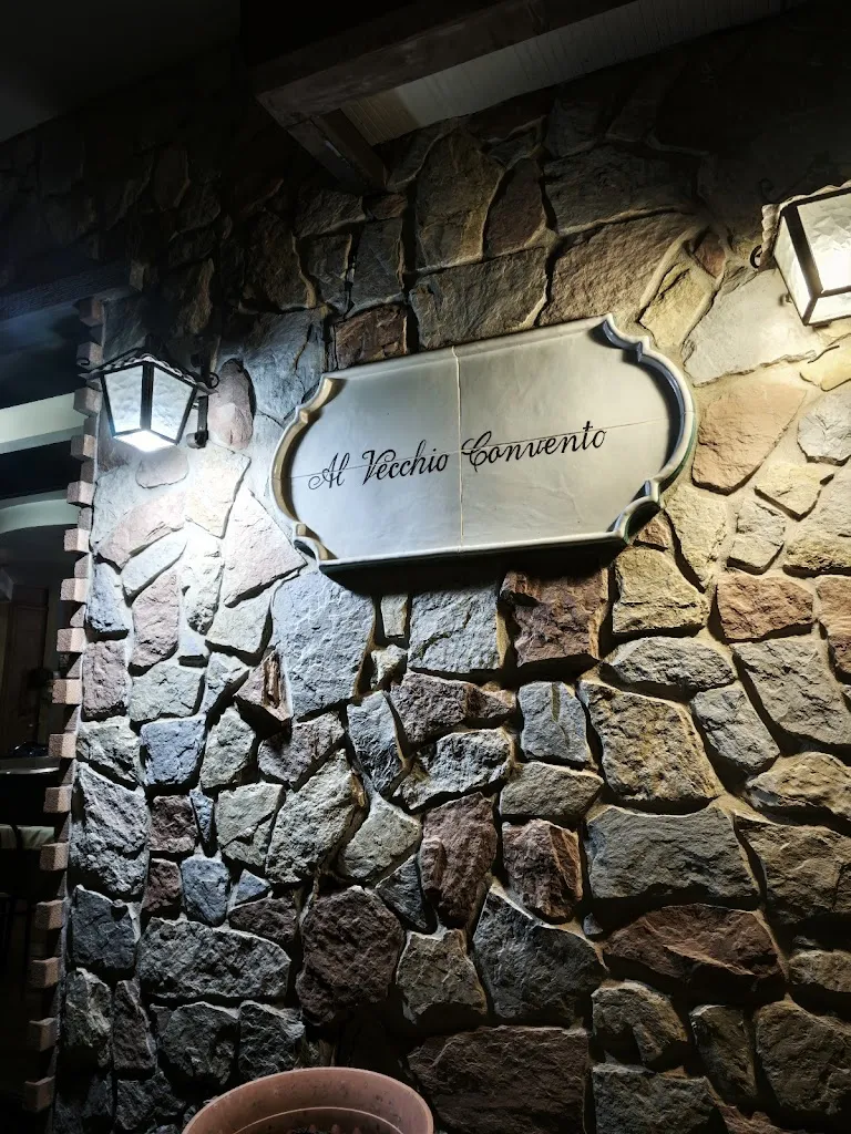 Ristorante Pizzeria Al Vecchio Convento_Montecorvino Pugliano_slider_image_3