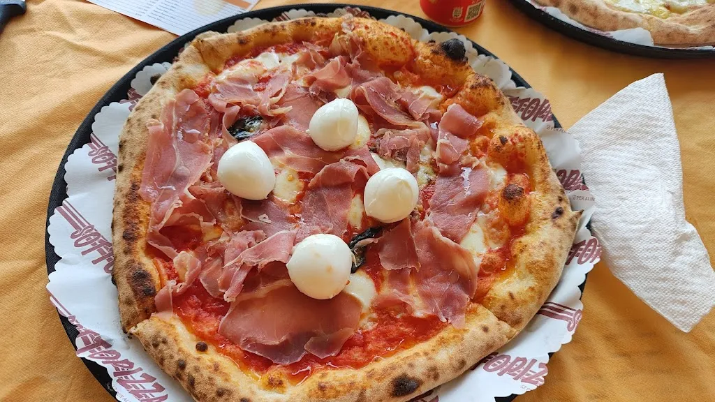 Menu_Il piccolo borgo_Montecorvino Pugliano_image_4